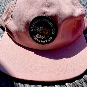 New vissla adjustable hat, light pink